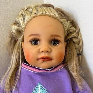 Zapf Creations Little sunshine OOAK-repainted German collection doll